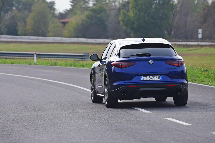  Alfa Romeo Stelvio Sprint (949) 2019 года  (фото 19 из 45)